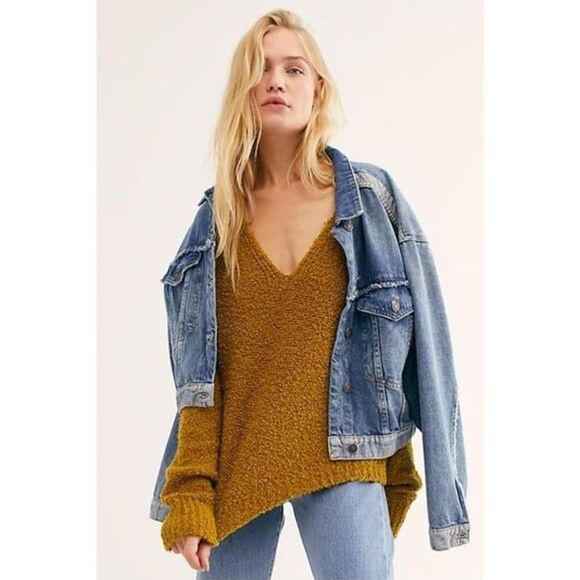 Free People Finders Keepers V Neck Sweater in Athens Moss Size Small - Picture 3 of 12